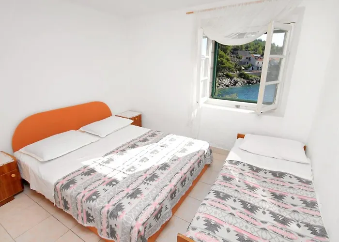 Seaside Secluded Cove Torac, Hvar - 4875 Апартаменты *